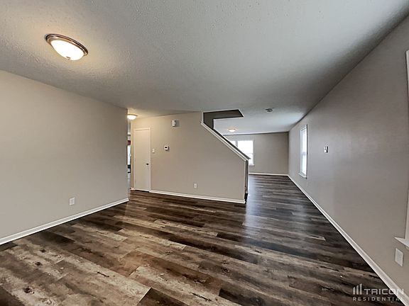 2nd image of 948 Balto Dr