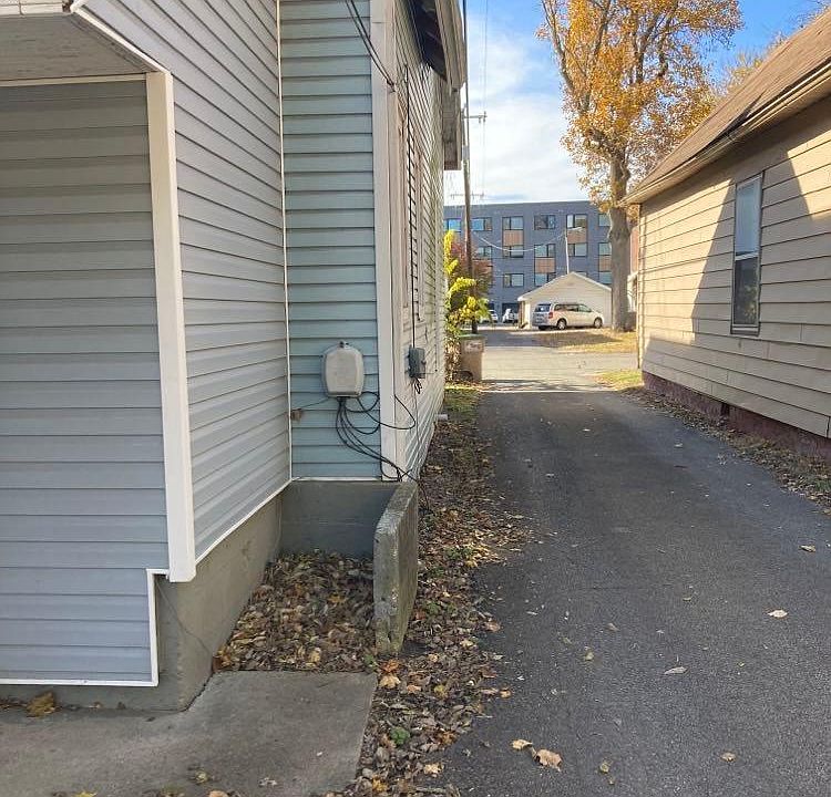 alley looking west towards downtown