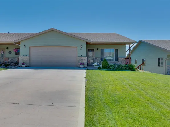 364 Redrock Cir, Belle Fourche, SD 57717