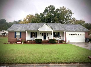 7 Weatherstone Dr, Searcy, AR 72143