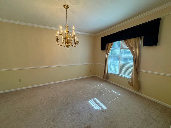 5th image of 501 Newport Pl