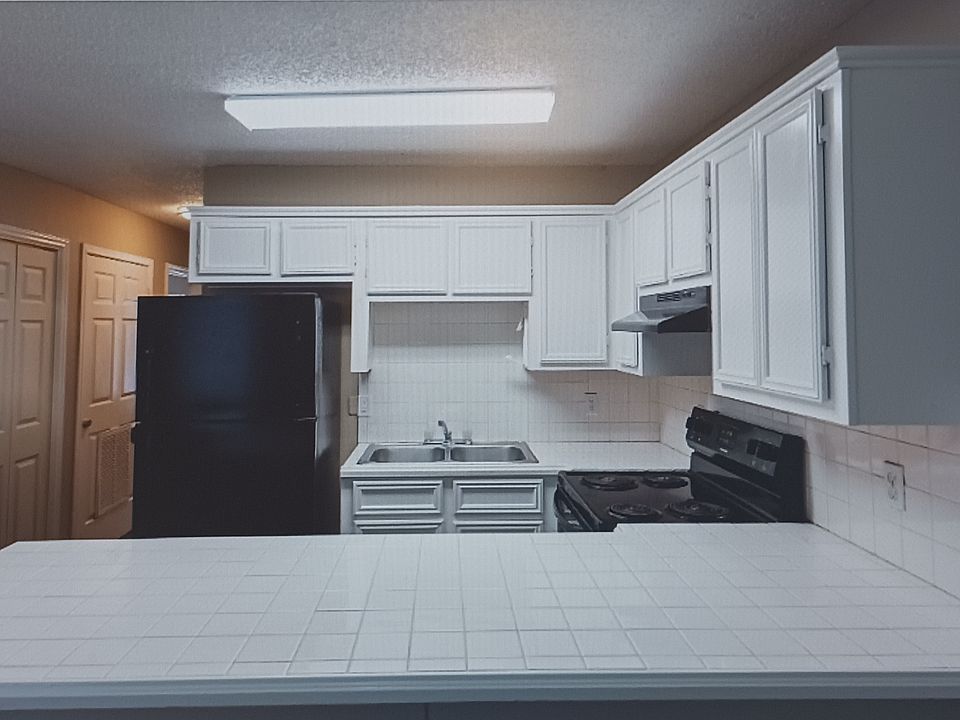 1st image of 1600 W Dove Ave APT 8