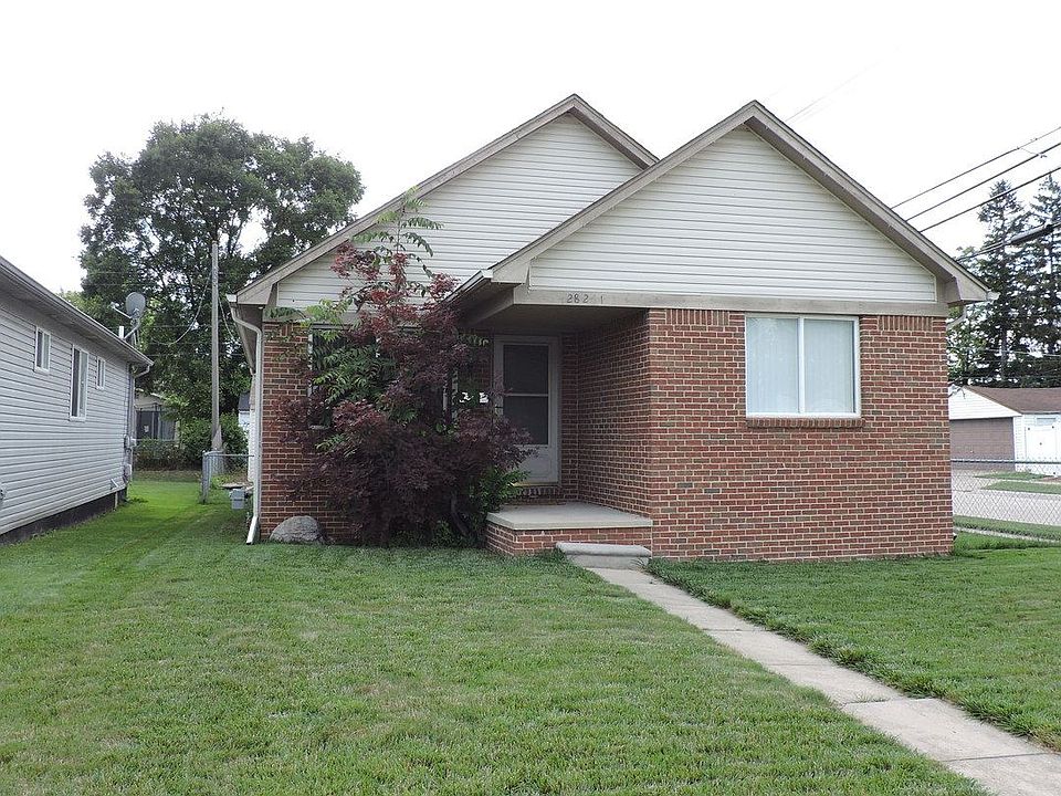 1st image of 28261 Felician St