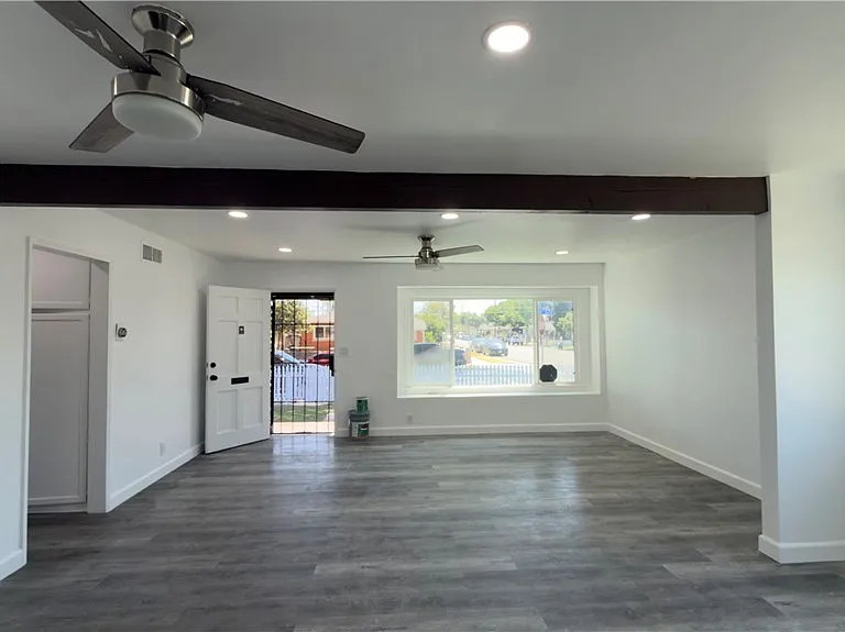 801 N Sabina St — Photo 4
