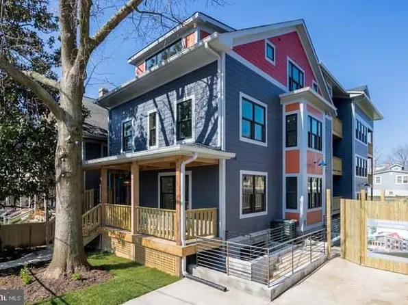 6914 Willow St NW #2, Washington, DC 20012
