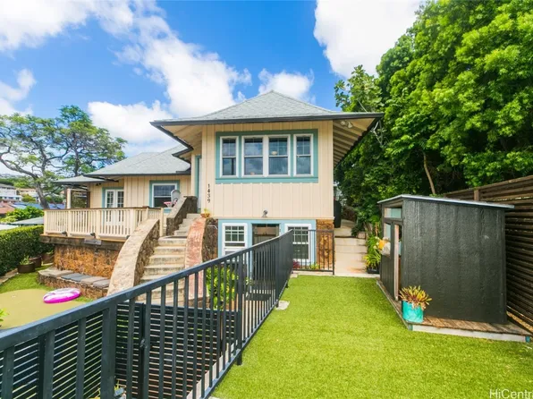 1439 Center St, Honolulu, HI 96816