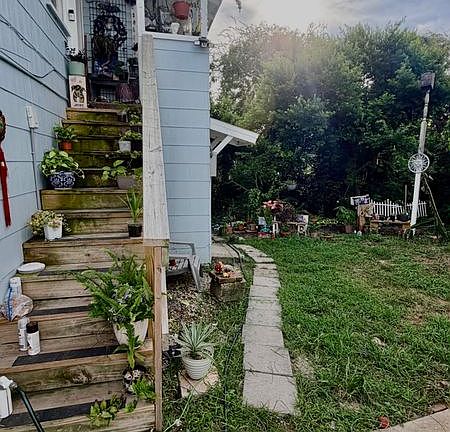 4th image of 138 S Peninsula Dr #1