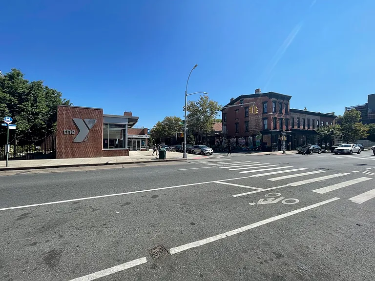 59 Monroe St #3 — Photo 15