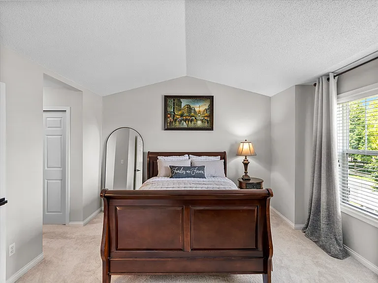 9660 Washington Blvd #3 — Photo 31