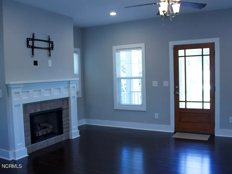 275 Sheldon Rd — Photo 16
