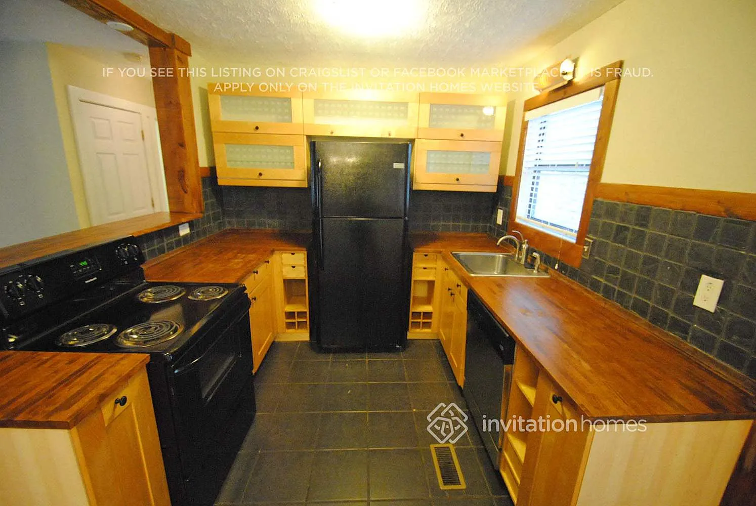 501 Victoria Rd Woodstock, GA 30189 — Photo 4