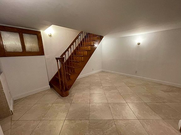 5th image of 137 W 86th St APT 1B