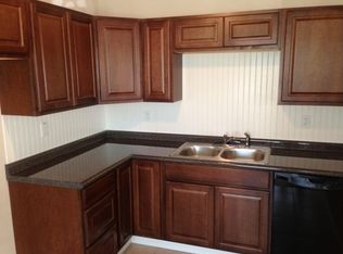 924 Wilemon Dr, Bedford, TX 76022