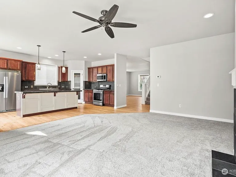 8418 153rd St E — Photo 7