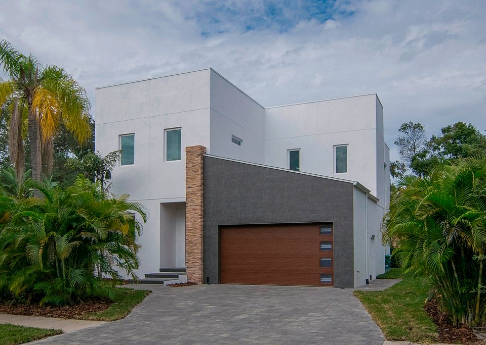 1st image of 3621 E Renellie Cir