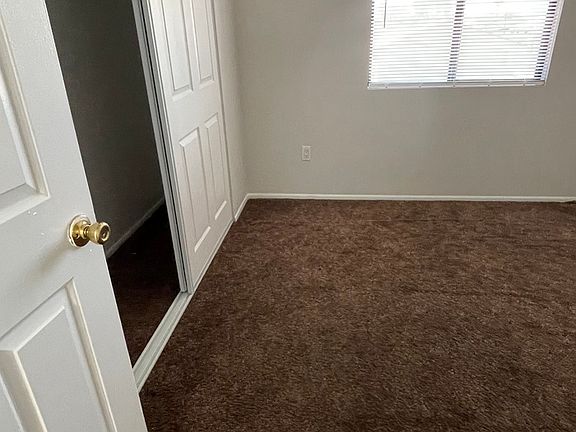 5th image of 1504 E Indianola Ave
