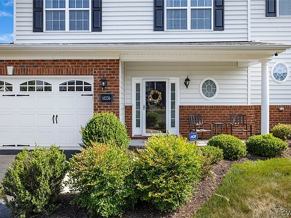 4th image of 10236 Waxcomb Pl