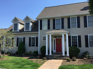 39030 Ridgely Ln, Lovettsville, VA 20180