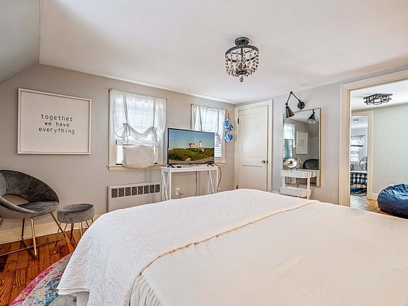 4th image of 21 Cape Neddick Rd #6123