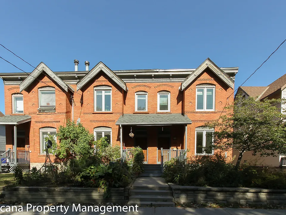 195 Pretoria Ave #1