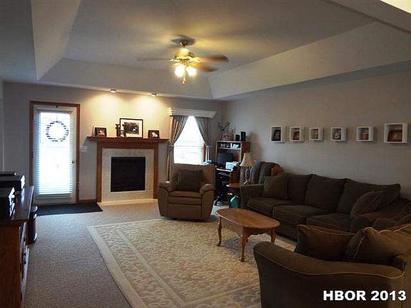 2nd image of 711 Country Creek Dr