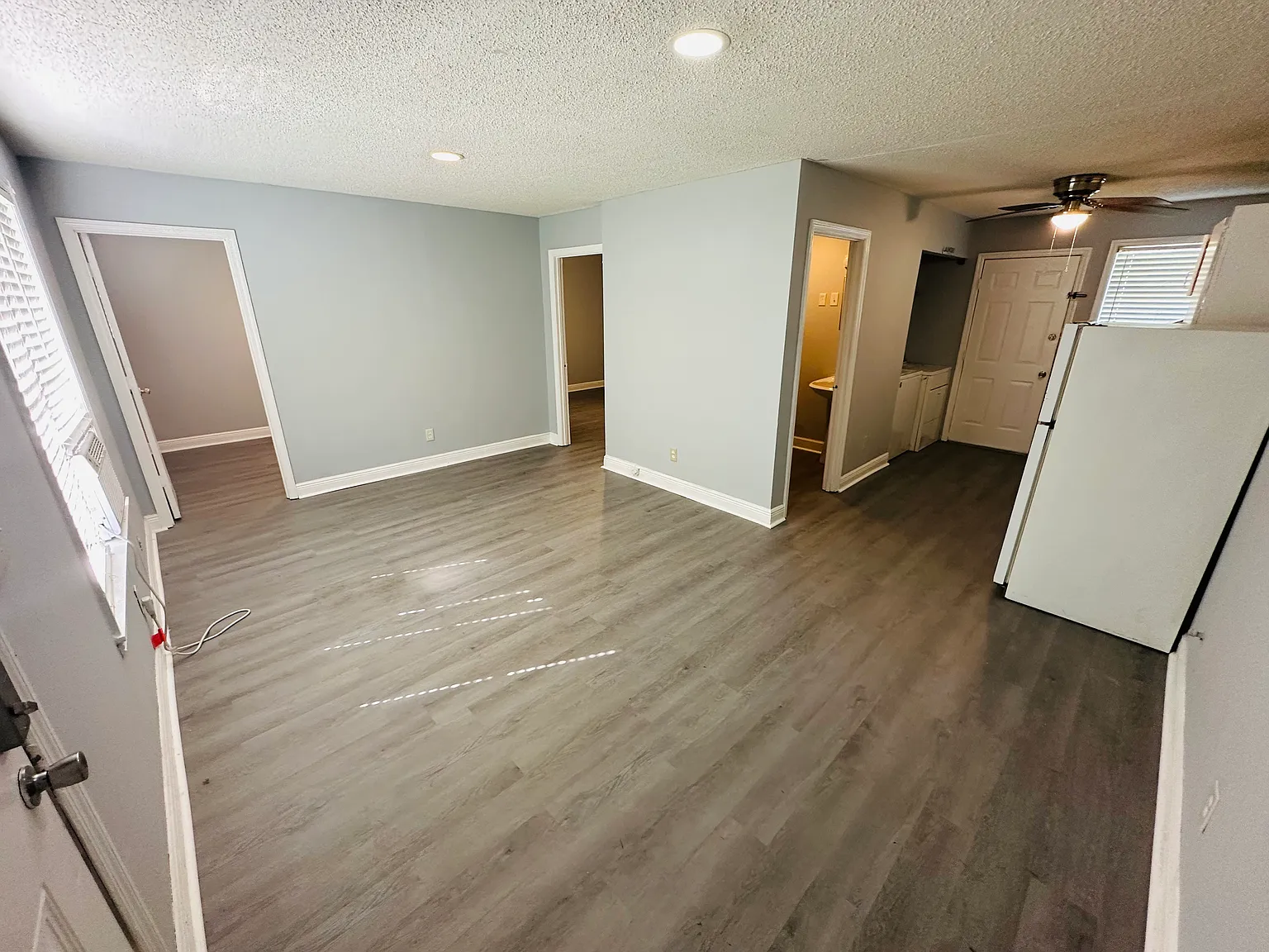 915 N Milton St — Photo 4