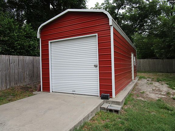 4th image of 1609 McCaw Rd