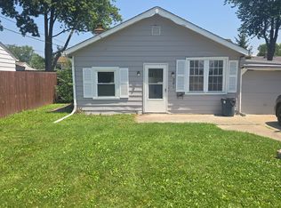281 Parkway Dr, Eastlake, OH 44095