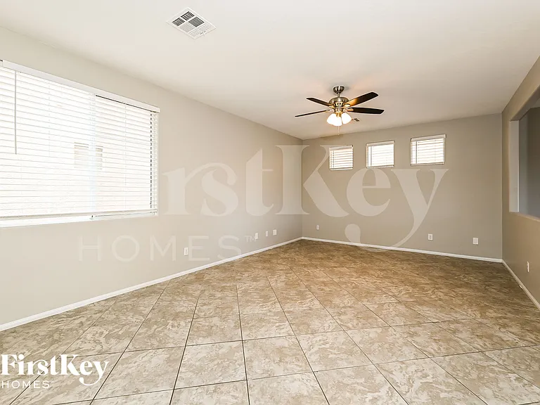 8324 Mokena Ave — Photo 3