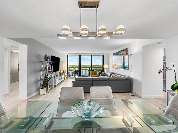 5th image of 2003 N Ocean Boulevard #904