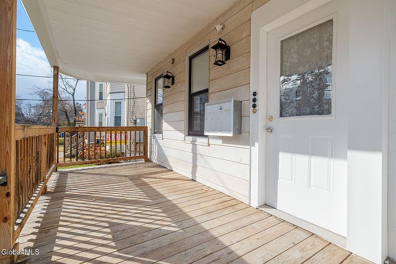 4th image of 84 N Allen Street