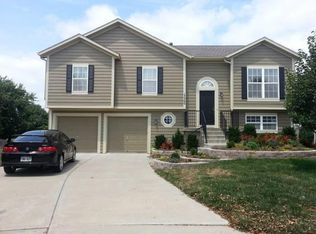 17560 W 159th Ct, Olathe, KS 66062