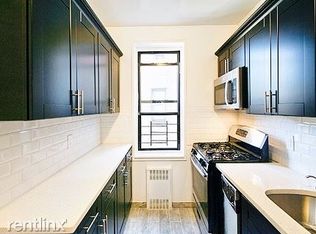 2825 172nd St, Flushing, NY 11358