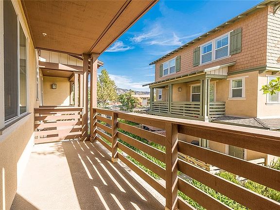 4th image of 421 S Glendora Ave #410