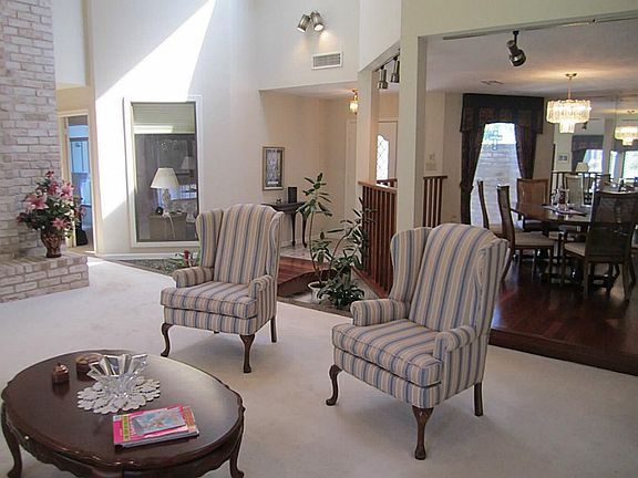 5th image of 15427 La Paloma Dr