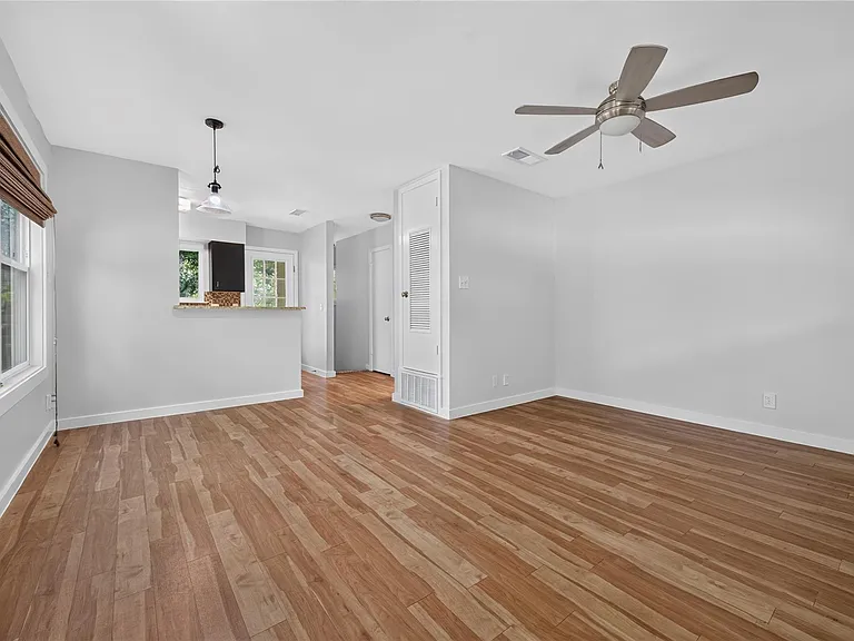 1513 Travis Heights Blvd #A — Photo 1