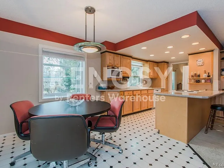 8402 E Long Ave — Photo 8