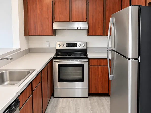 1319 S Puget Dr APT D17, Renton, WA 98055