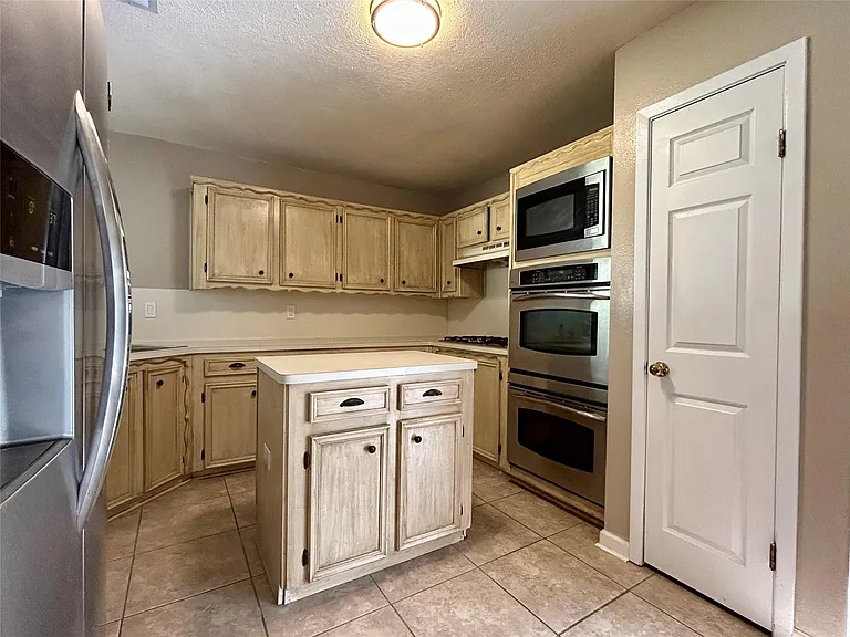 2711 Laurel Creek Way — Photo 15