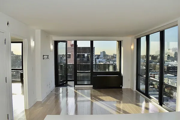 Rented by Compass | media 14