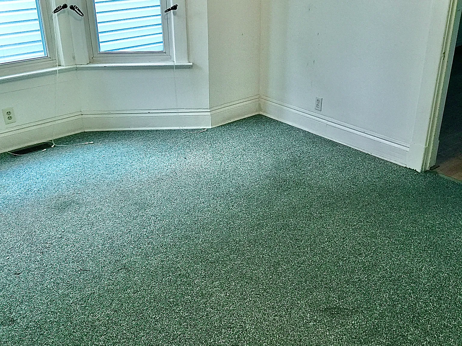 2 bed, $1,100 — Photo 2