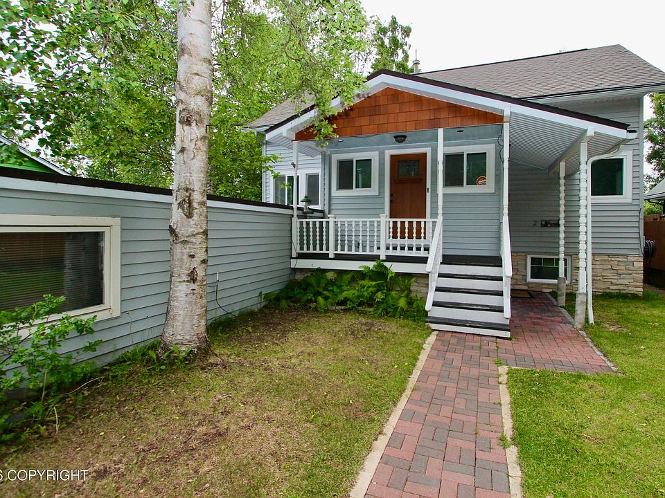 1st image of 2604 Forest Park Dr