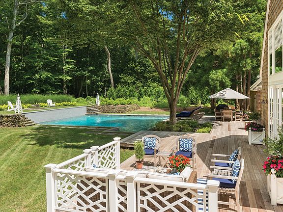 4th image of 14 Old Orchard Ln