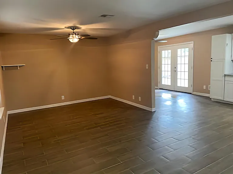 531 Roper St — Photo 21