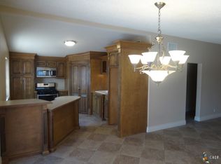 312 E Olive Ave, El Centro, CA 92243