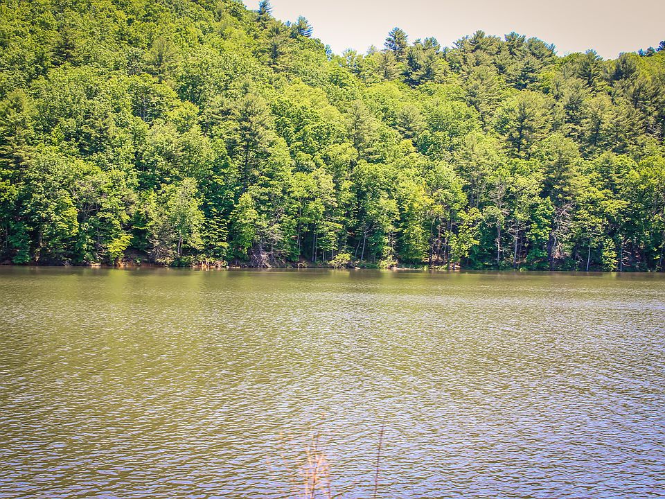 LAKEFRONT LOT