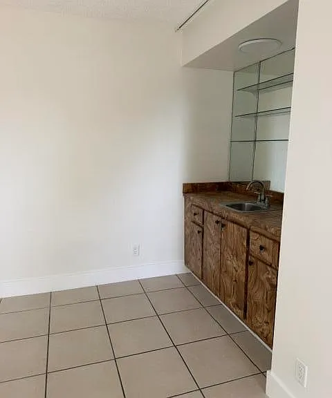 3001 San Clara Dr #4-A — Photo 5