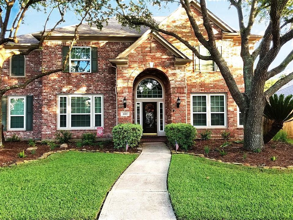 1st image of 21915 Mission Hills Ln
