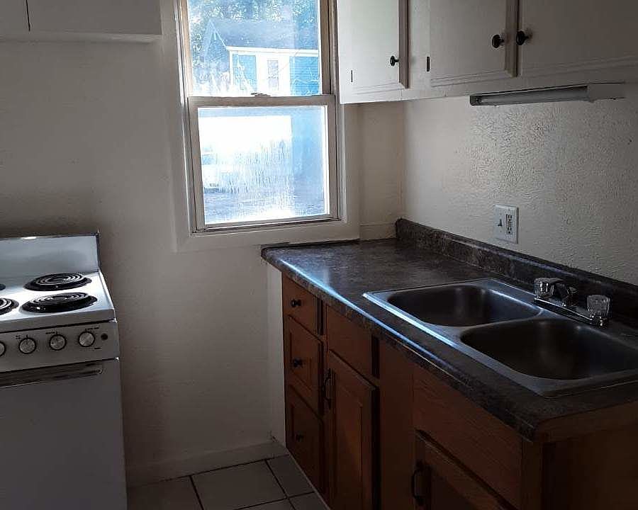 1st image of 617 E Mishawaka Ave