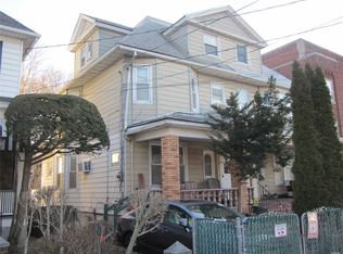 11214 86th Ave, Richmond Hill, NY 11418
